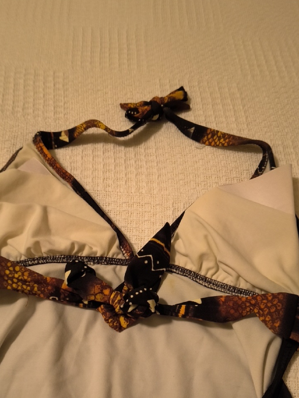 Venus Halter Swim 8 one-piece + Bonus - Picture 4 of 8